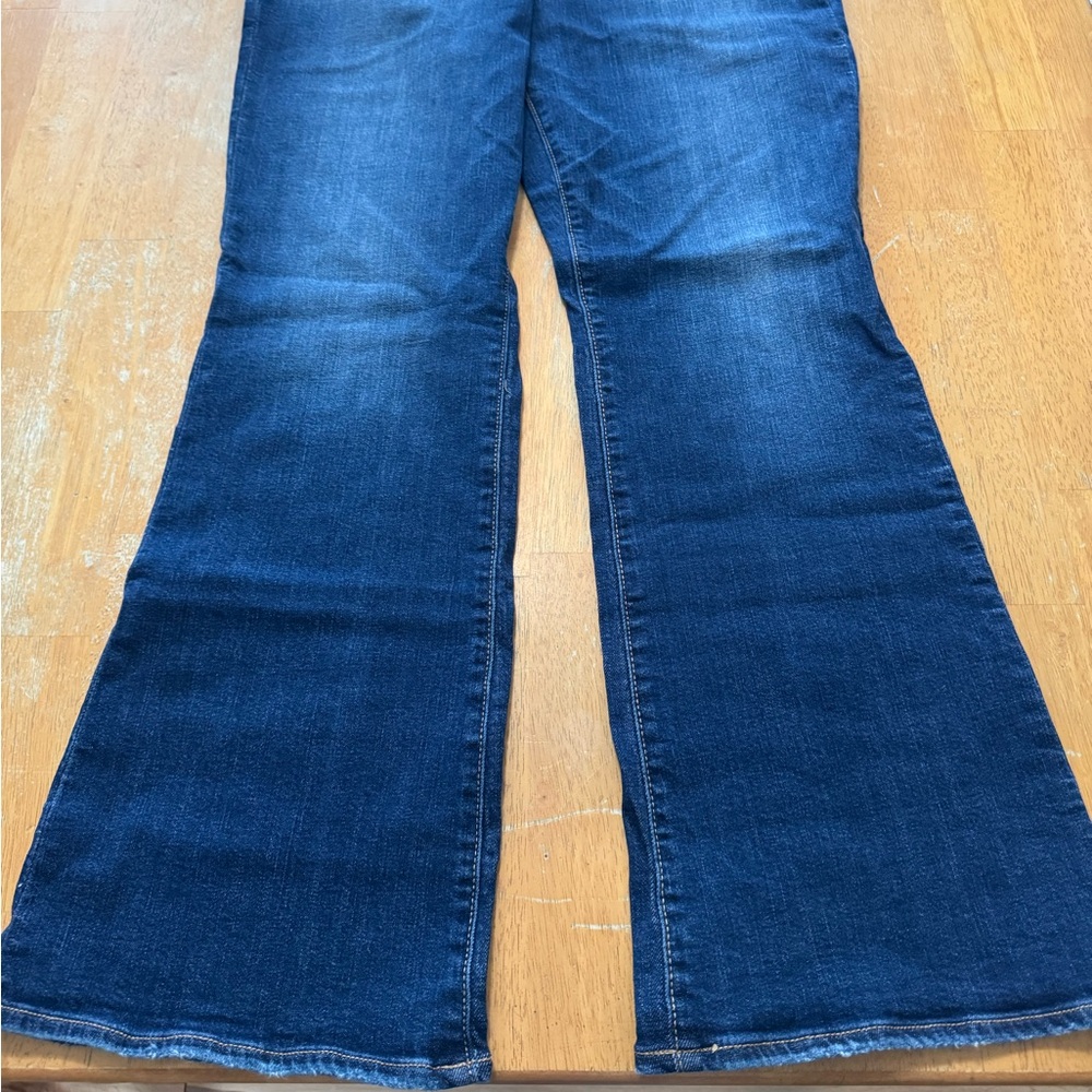 Women’s Kick boot American Eagle Outfitters Dark Blue Jeans 18 Short - Picture 6 of 6